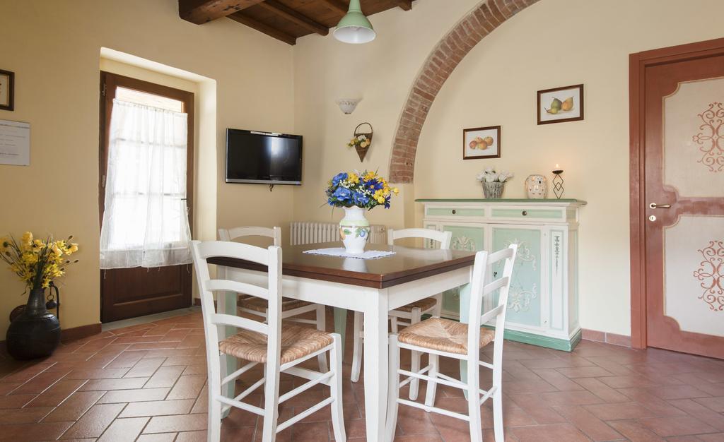 Agriturismo Le Buche Di Viesca Реджело Екстериор снимка